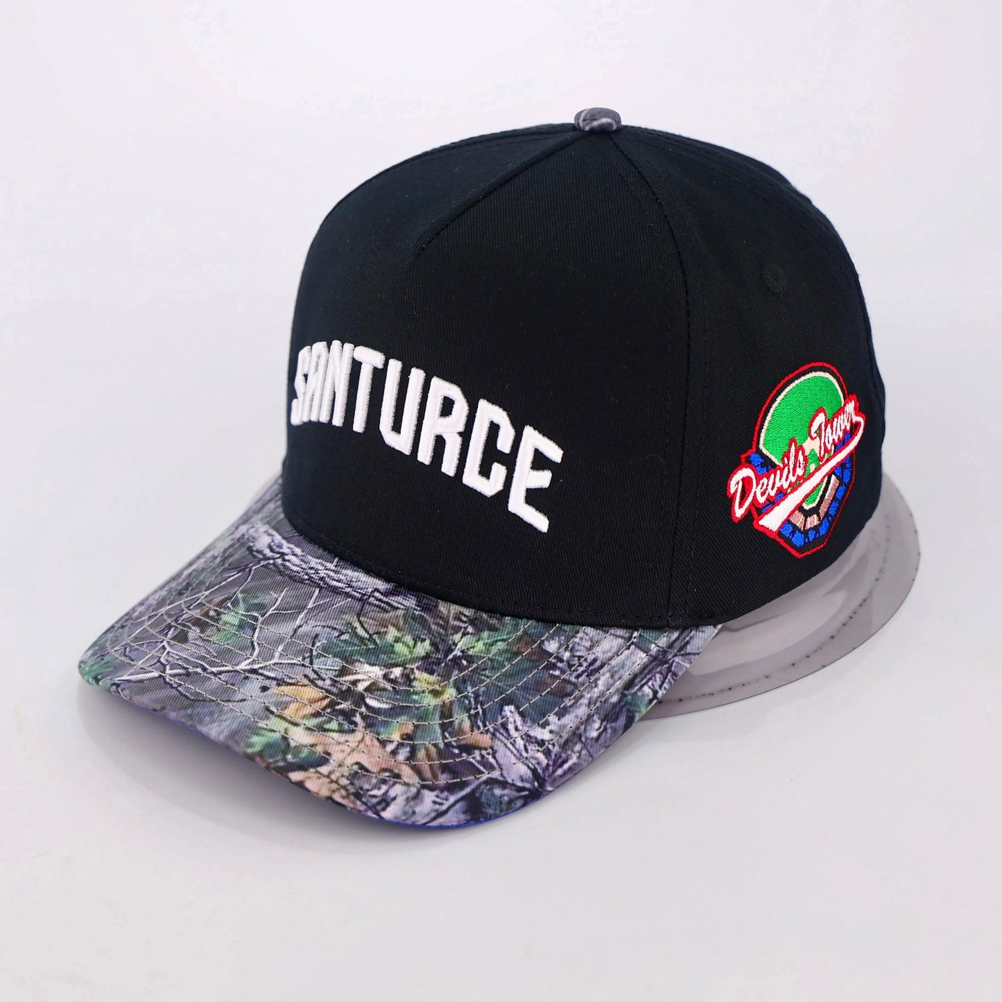 S A N T U R C E | BLK