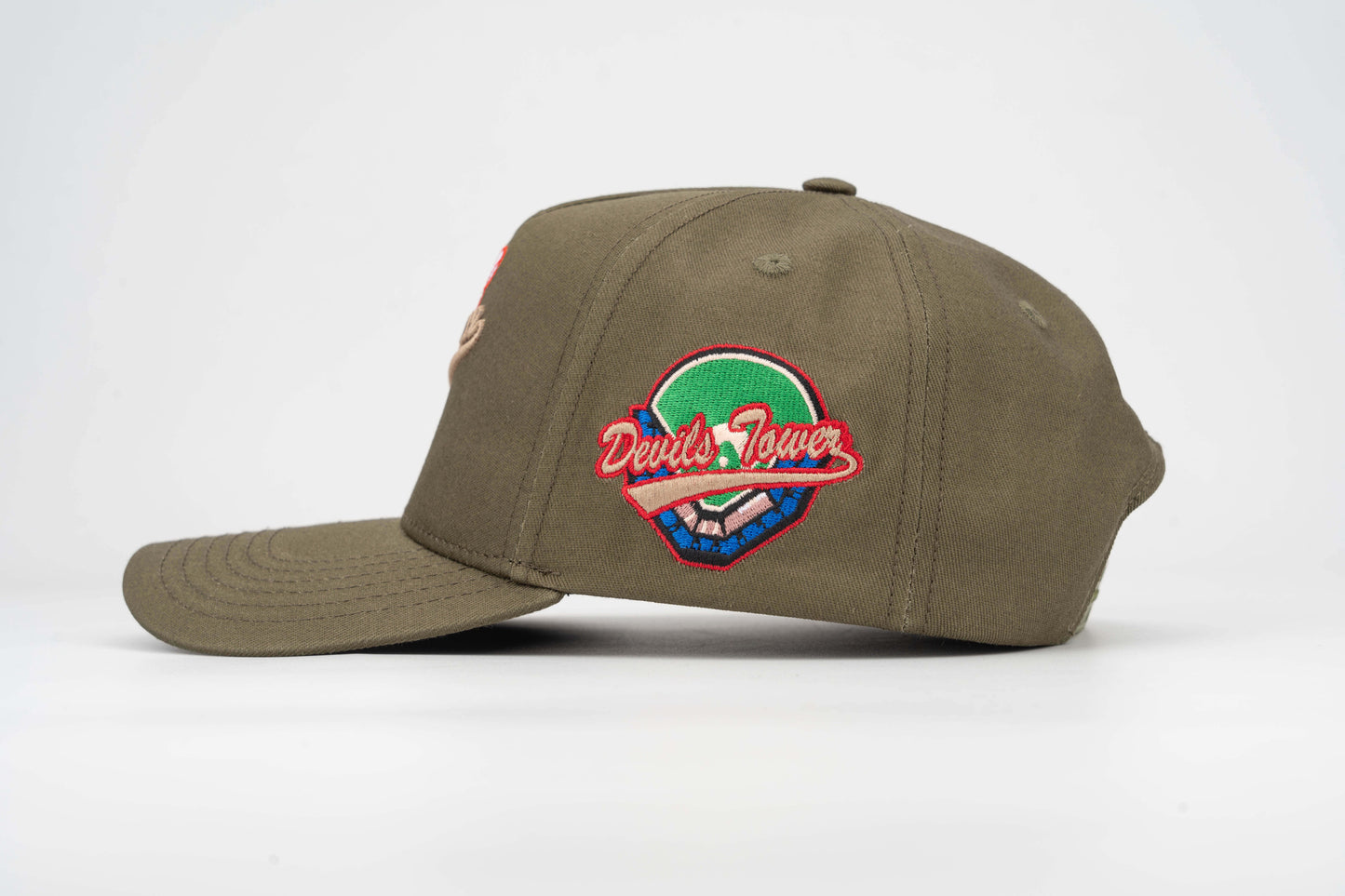 A Santurce Series Classic | Olive